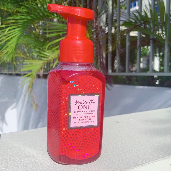 Bath and body works Cupid Love bundle - Picture 3 of 11